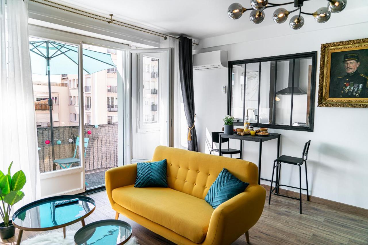 Au Palais Des Pyrenees! Hyper Centre -Clim-Balcon-Parking Gratuit Apartment Pau Exterior photo
